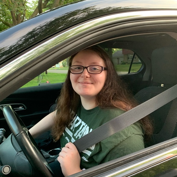 🙂 College sophomore 🥰 - Picture 4 of 5